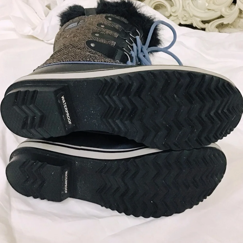 Sorel Tofino Brown Herringbone Snow Boots